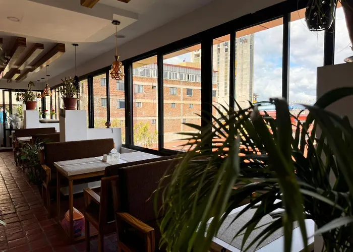 Himalayan Retreat 403